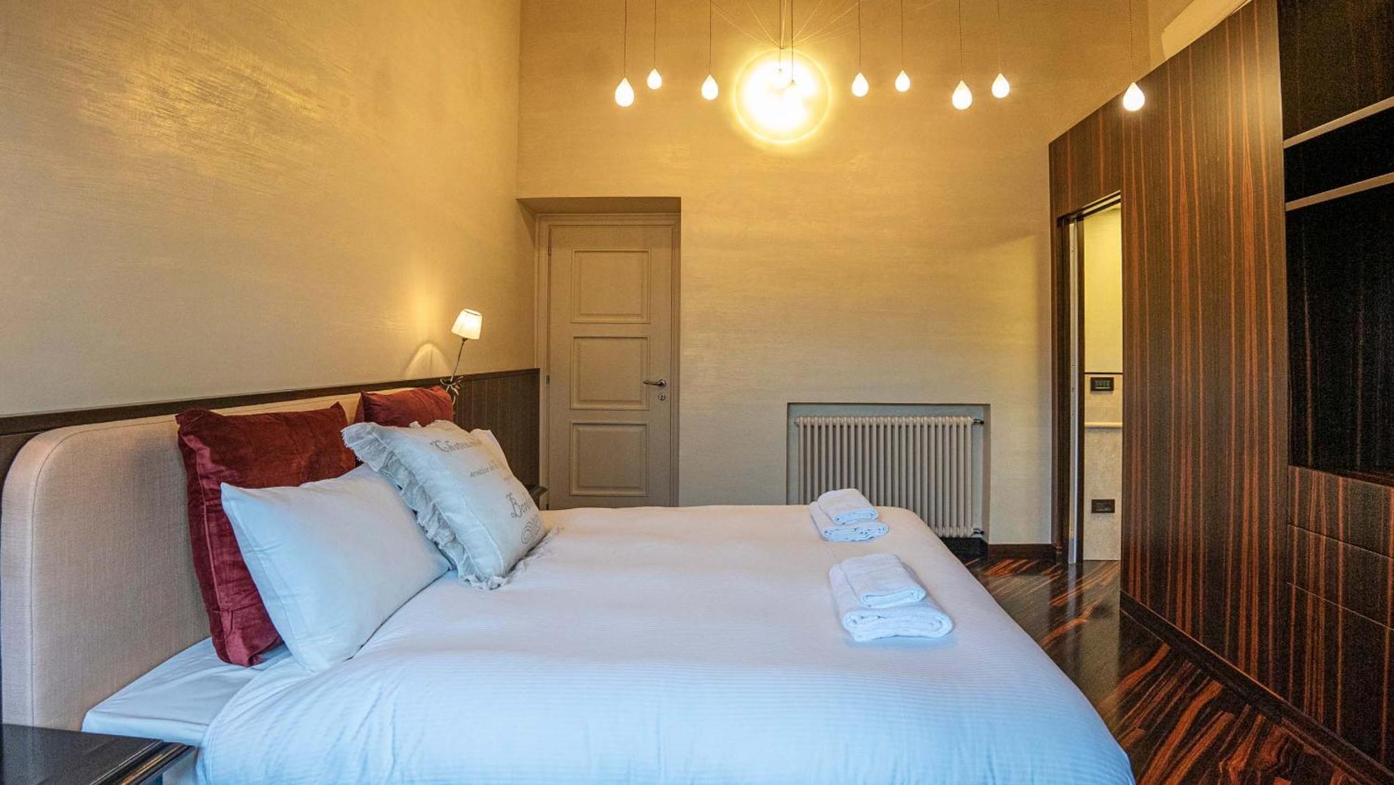 Piazza Venezia Charming Apartments With View Rome Luaran gambar