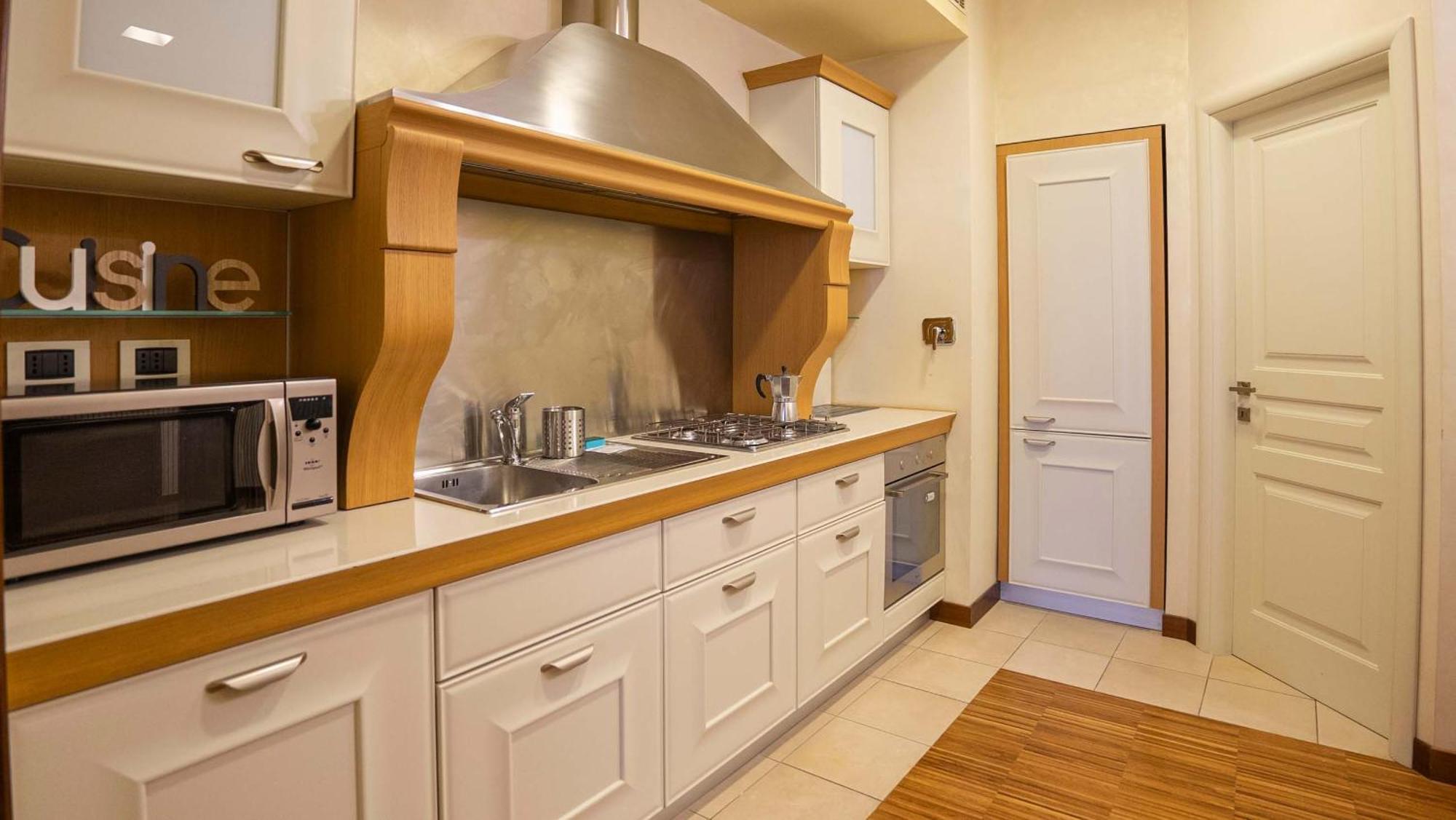 Piazza Venezia Charming Apartments With View Rome Luaran gambar